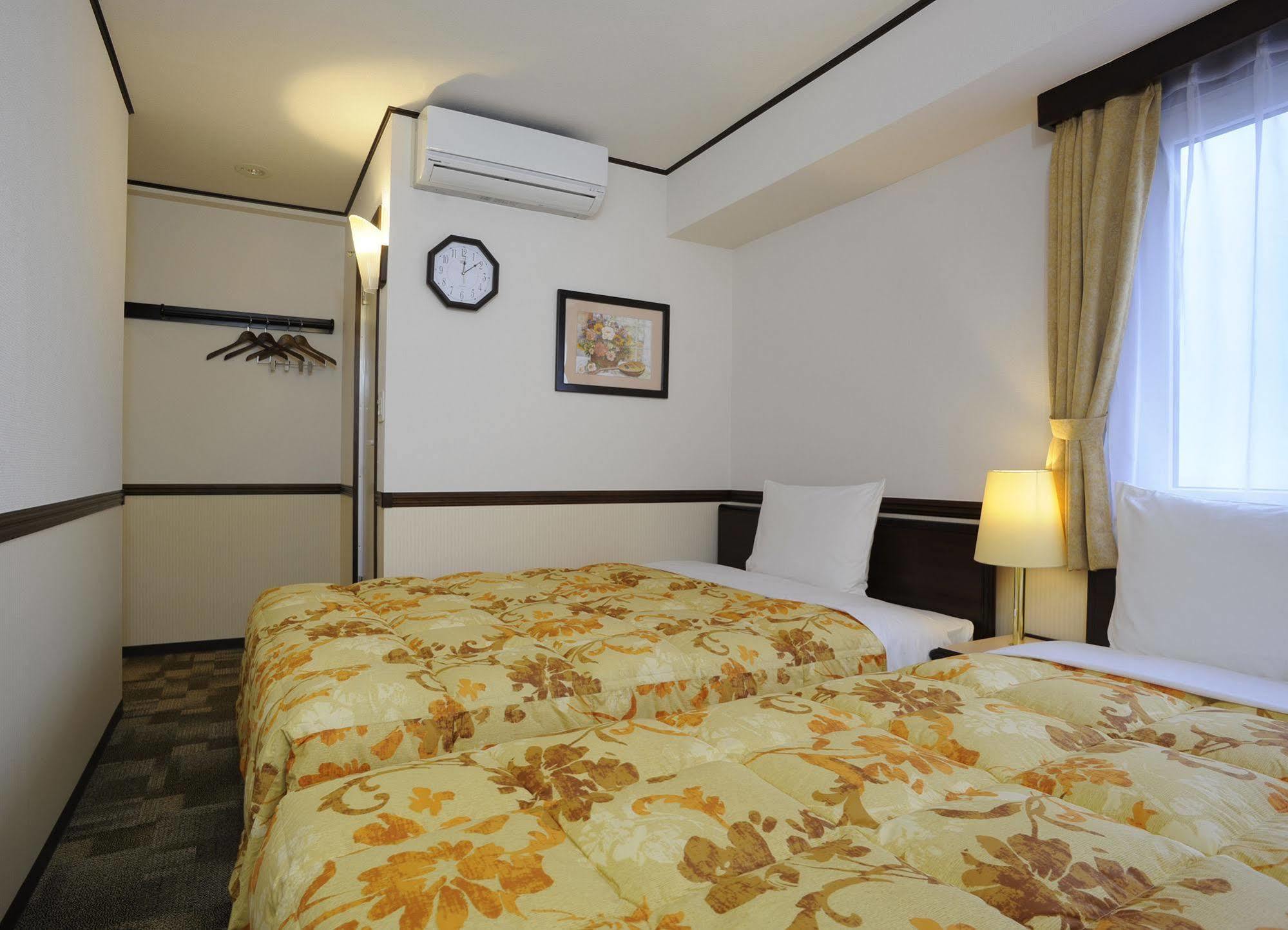 Toyoko Inn Sendai Higashi-guchi No.1 Eksteriør billede
